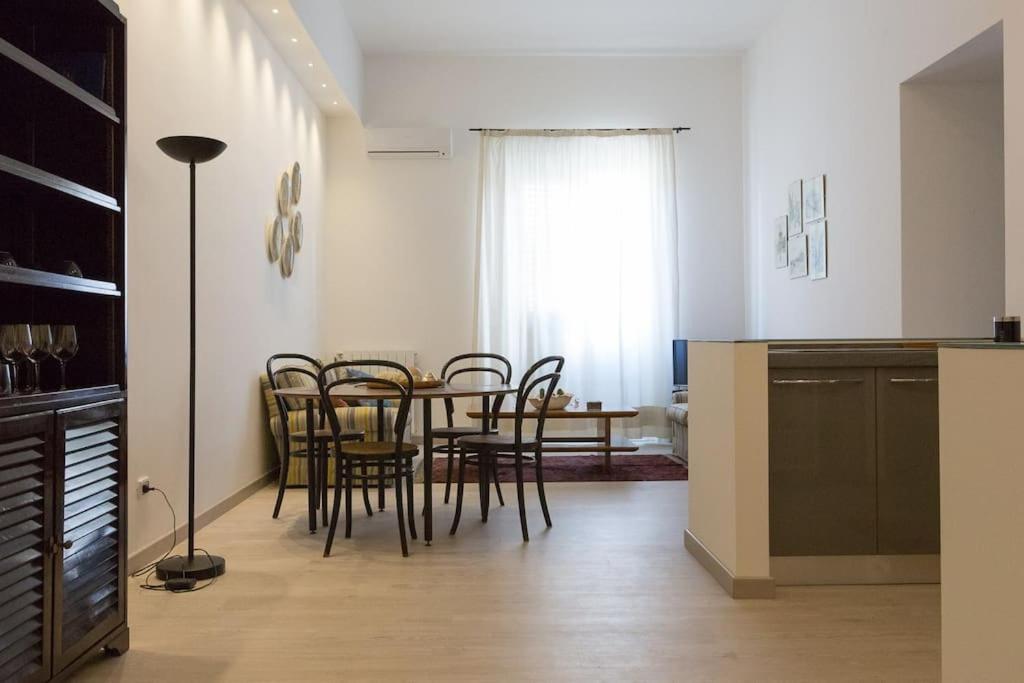 Appartamento 2 Camere Da Letto Al Politeama ปาแลร์โม ภายนอก รูปภาพ